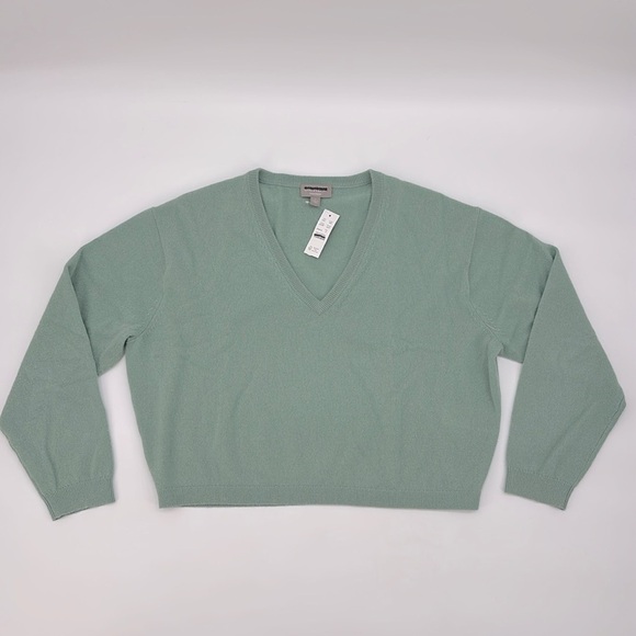 J. Crew Cashmere relaxed cropped V-neck sweater mint Seagram green S NWT BX459 - Picture 2 of 13